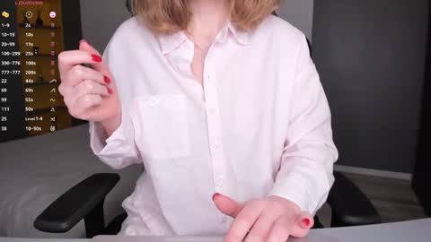 gigihadd online show from 02.27.26