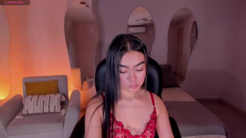 GIGI online show from 12.08.24