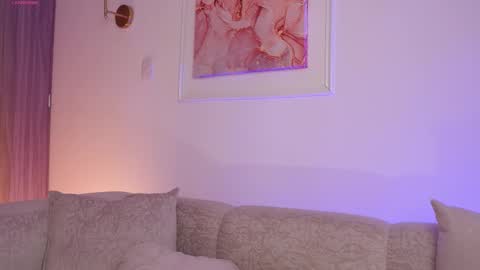 GIGI online show from 02.26.25