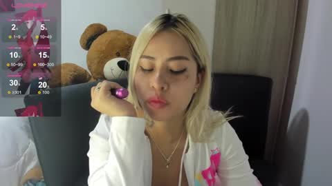 Gigi online show from 02.06.25