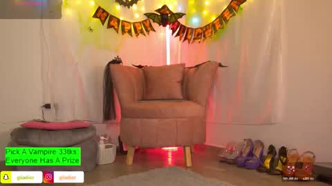 GiiaDior online show from 10.29.25