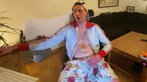 Sebastian online show from 11.09.25