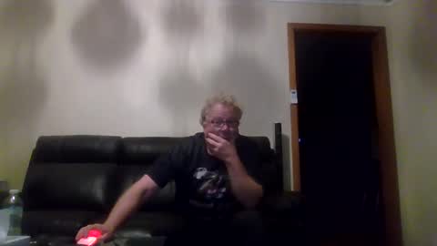 gimmmieoooo online show from 04.04.26