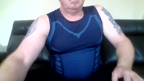 gimmmieoooo online show from 04.06.26