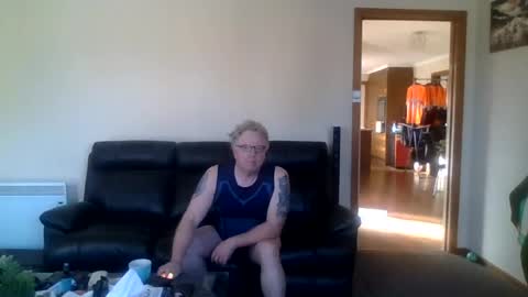 Snapshot of gimmmieoooo chatting on 06.27.26 gimmmieoooo online show from 06.27.26