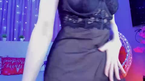 Snapshot of gina_lovelyy chatting on 02.13.26 Gina online show from 02.13.26