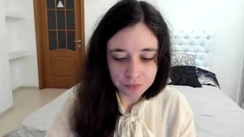 Kate online show from 09.27.25