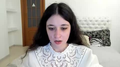 Kate online show from 09.28.25