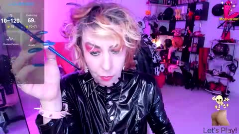 Gina Moor online show from 10.25.25