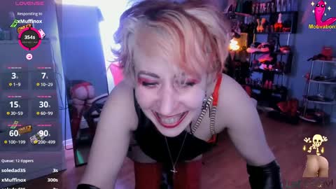 Gina Moor online show from 04.04.26