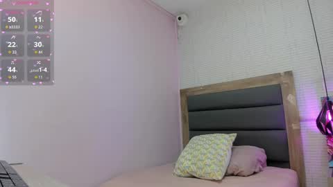  G I A N A  online show from 04.06.26