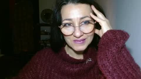 GinaONeon online show from 12.22.24