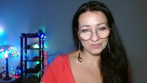 GinaONeon online show from 10.06.25
