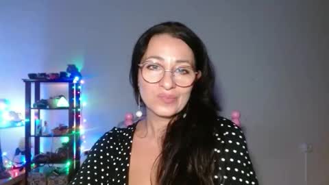 GinaONeon online show from 10.07.25