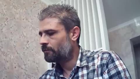 Snapshot of gindrie chatting on 03.05.25 Gabriel online show from 03.05.25