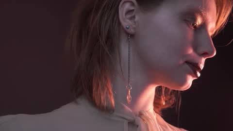        im expecting 350 thumbs up on my altar   online show from 10.27.25