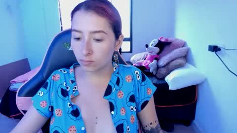 Snapshot of ginger_sweetty chatting on 02.17.25 Ginger online show from 02.17.25