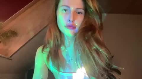 Gingerlady online show from 10.31.25