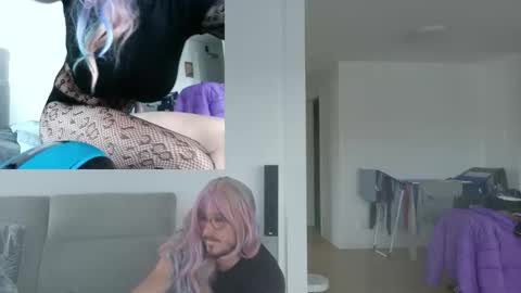 Snapshot of gingerpink1911 chatting on 11.09.25 GingerPink online show from 11.09.25