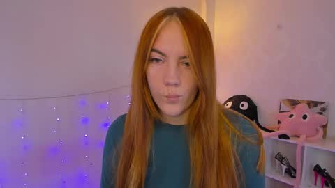 Snapshot of gingerr_pie chatting on 09.28.25 gingerr_pie online show from 09.28.25