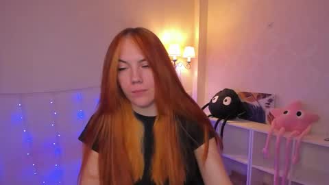 Snapshot of gingerr_pie chatting on 10.07.25 gingerr_pie online show from 10.07.25