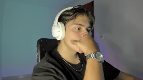 GioRusso online show from 10.21.25