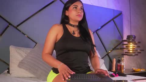 giorgia online show from 11.22.25