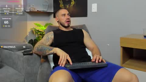 Snapshot of giorgio_leone2 chatting on 12.03.25 Giorgio leone online show from 12.03.25