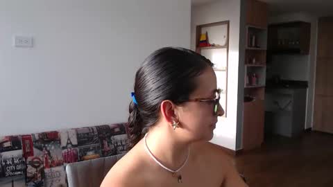 Giovanna Bellucci online show from 05.26.26
