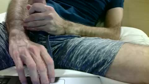 Snapshot of giovet chatting on 09.24.25 giovet online show from 09.24.25