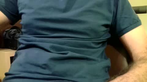 Snapshot of giovet chatting on 09.25.25 giovet online show from 09.25.25