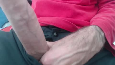 Snapshot of giovet chatting on 10.02.25 giovet online show from 10.02.25