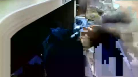 Snapshot of giovet chatting on 10.12.25 giovet online show from 10.12.25