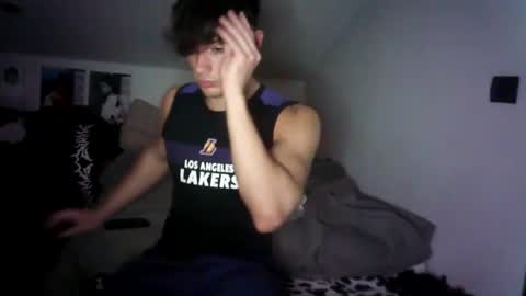 Snapshot of giovyyx chatting on 02.18.25 giovyyx online show from 02.18.25