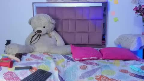 giralisis24 online show from 12.17.24