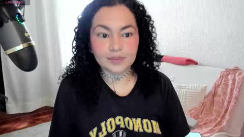 girl_inline online show from 02.07.26