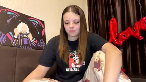 girl_shy07 online show from 03.10.26