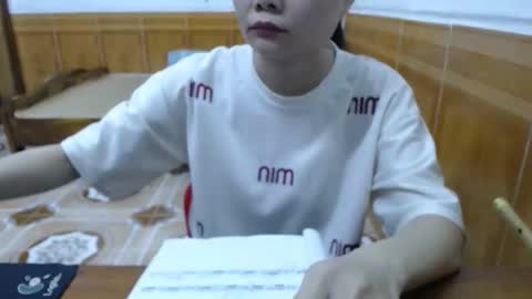 Snapshot of girlbaee chatting on 09.17.25 Babe online show from 09.17.25