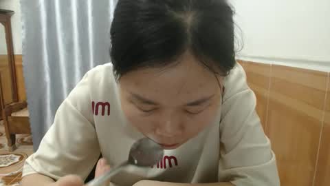 Snapshot of girlbaee chatting on 09.30.25 Babe online show from 09.30.25