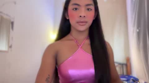 queen ronna online show from 11.24.25