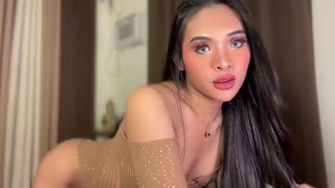 queen ronna online show from 05.16.26