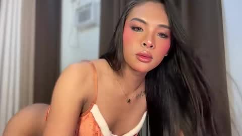 queen ronna online show from 05.31.26