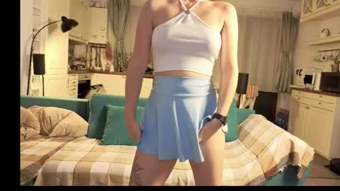 Girlfriend online show from 12.21.25