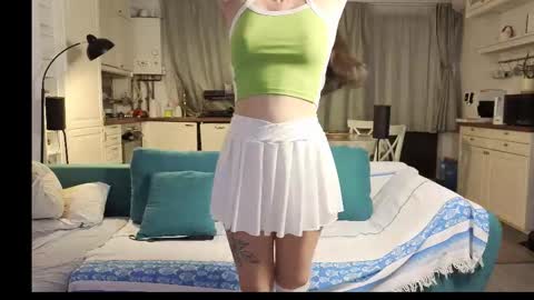 Girlfriend online show from 01.12.26