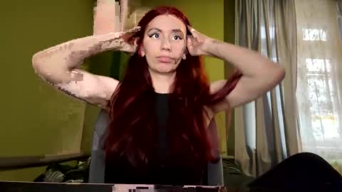 Snapshot of girlfromanothercity chatting on 12.25.24 Meowww online show from 12.25.24