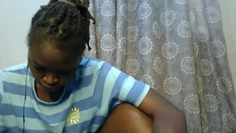 Snapshot of girlnextdoor60 chatting on 11.23.25 Sexy online show from 11.23.25