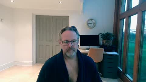 Snapshot of girlsandbikes chatting on 01.02.25 girlsandbikes online show from 01.02.25