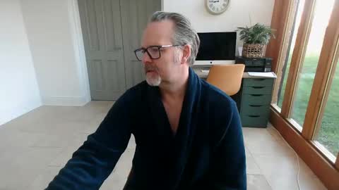 Snapshot of girlsandbikes chatting on 01.03.25 girlsandbikes online show from 01.03.25