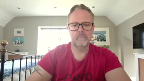 Snapshot of girlsandbikes chatting on 02.25.25 girlsandbikes online show from 02.25.25