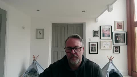 Snapshot of girlsandbikes chatting on 10.23.25 girlsandbikes online show from 10.23.25